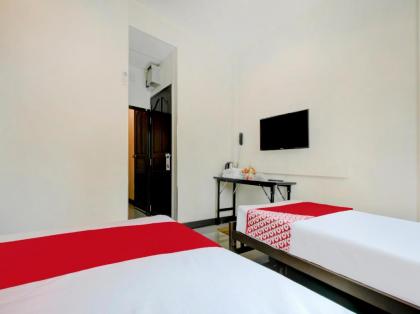 OYO 253 KK 11 Boutique Inn - image 17