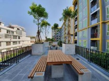 Enjoy 2 bedroom plum condo - image 11