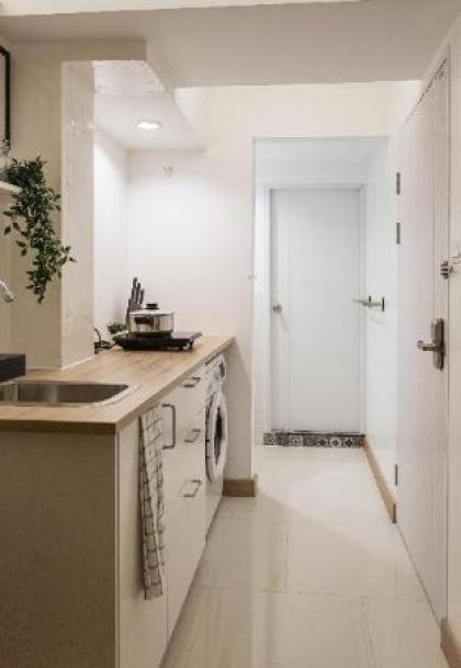 B2 Large  Comfort full kitchen near MRT Bangson - image 13