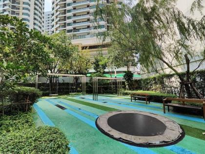 Rooftop pool gym  luxury cozy condo near BTS 375 - image 11