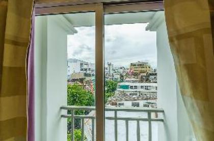 1BR Balcony/5min from MRT/China town/Yaowarat/GOB - image 12