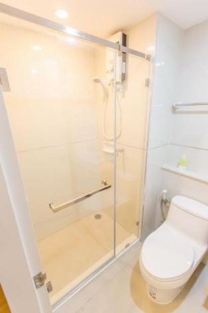 Cosy Studio Apartment Soi 16 Sukhumvit - image 15