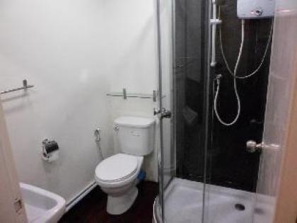 Two large rooms for ten people in Chatuchak area - image 5