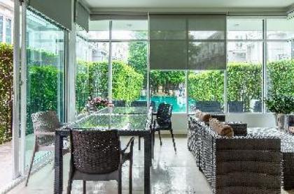 Breezy Haus By Max In Asoke (Pool walk to BTS/MRT) - image 17