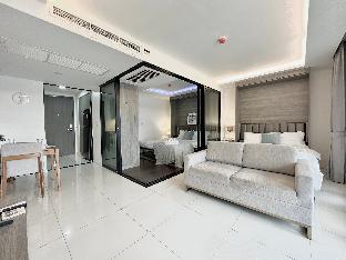 CENTRAL BANGKOK 2 beds@BTS Asok&MRT SUKHUMVIT(104) - image 4