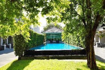 Breezy Haus By Max In Asoke(Pool close to BTS/MRT) - image 4