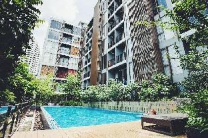 SV Cozy condo in Silom BTS pool view 1BR - image 7