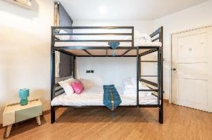 YULI Youth Hosted MaleOrFemale  dormitory 1 bed - image 14