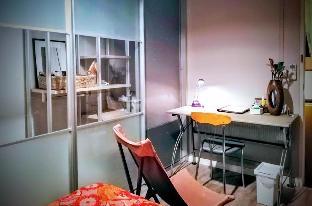 Private Room with WC - 1442 BKK Artist Residency - image 3