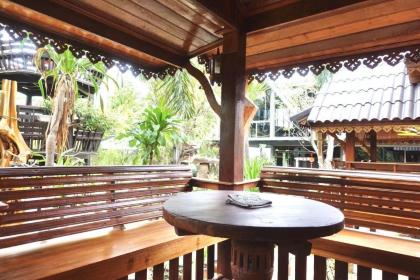 Traditional Thai Wooden House - Lux King Size - image 5