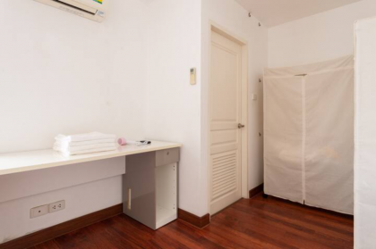 The 420 House- up to 10 guests in central Bangkok. - image 17