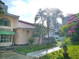 Chia inn@suk49  Free airport pickup villa + pool - main image