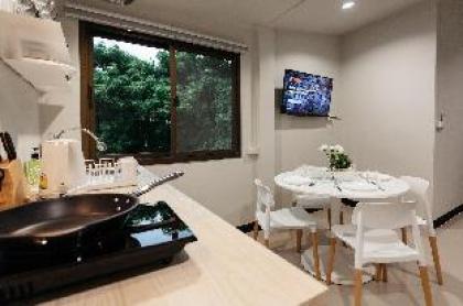 S3 Silom central large room full kitchen WIFI - image 14