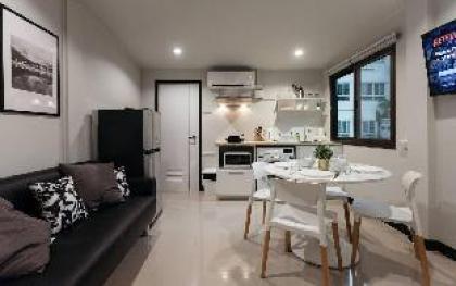 S3 Silom central large room full kitchen WIFI - image 16