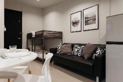 S3 Silom central large room full kitchen WIFI - image 8