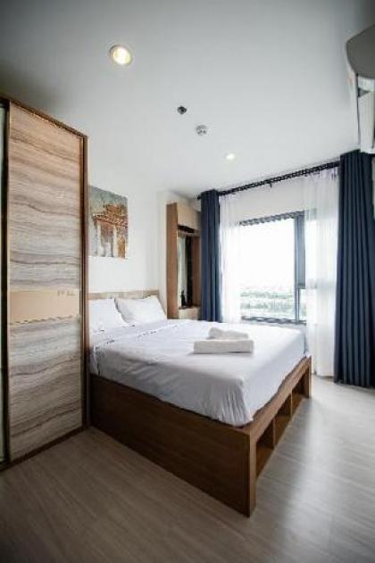 Aspire Sathorn Condo - image 6