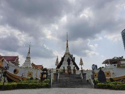 Near Siam / BTS/Wharf /Asiatique Chao Phraya River - image 18