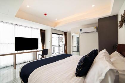 RoomQuest Sukhumvit36 BTS Thonglor - image 11