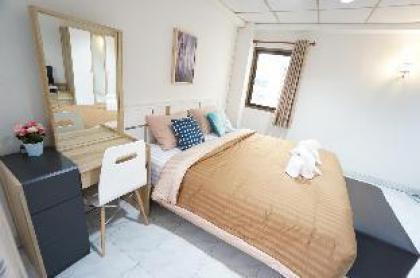 Maruay Living Apartment (Khaosan) 506 - image 3