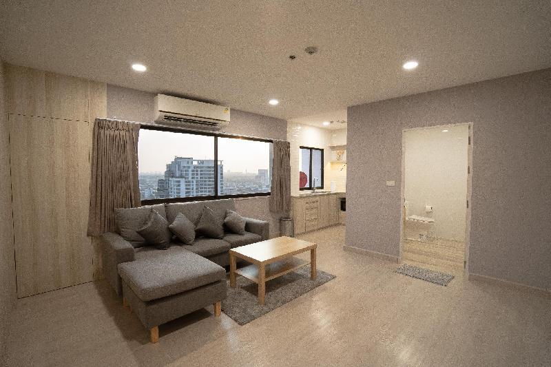 Brand new 70 SQM room -Only one step from BTS Ari - image 3