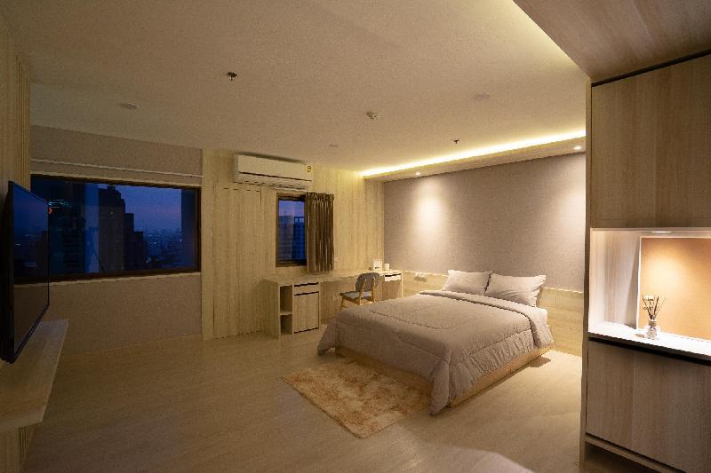 Brand new 35SQM Studio-Room -One Step From BTS Ari - main image