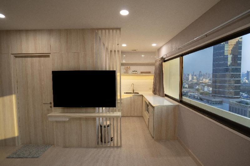 Brand new 35SQM Studio-Room -One Step From BTS Ari - image 7