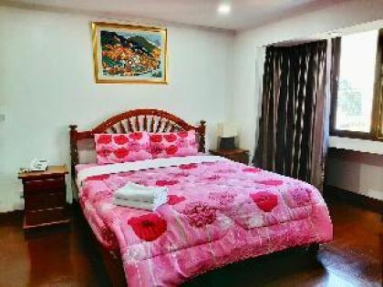 2 Bedroom Apartment Sukhumvit Soi 4 - image 5