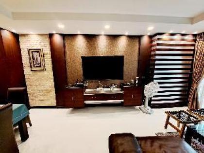 Entire house - 8th Floor 2brs Penthouse 700m Walk To Ekkamai Bts - image 15