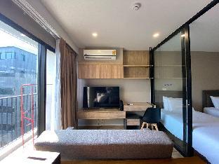 blossom condo-Twin Bed room ¿Surasak BTS @ Sathorn - image 4