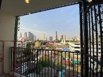 blossom condo-Twin Bed room ¿Surasak BTS @ Sathorn - image 8