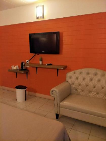 I-Inn Hotel - image 10