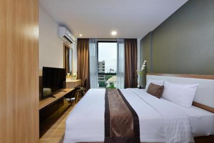 Ramada by Wyndham Bangkok Ten Ekamai Residences 