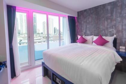 Spark Hotel - MRT Queen Sirikit (SHA Extra Plus) - image 1