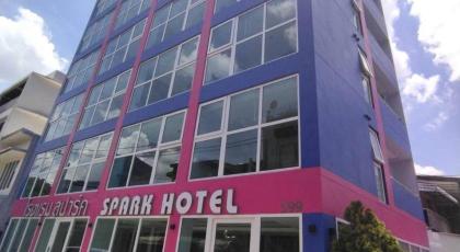 Spark Hotel - MRT Queen Sirikit (SHA Extra Plus) - image 9