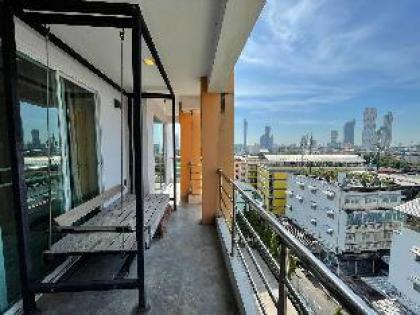 For rent!! 180 sqm. Cheapest Penthouse in Bangkok - image 16