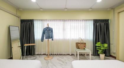 At FOUR _6 Bed_CITY CENTER_Nana BTS_ MBK_ Siam  - image 17