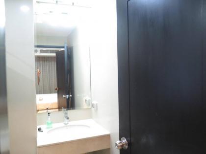 2A-2 Bedrooms3Bathrooms Downtown Bangkok Near Mrtbts - image 6