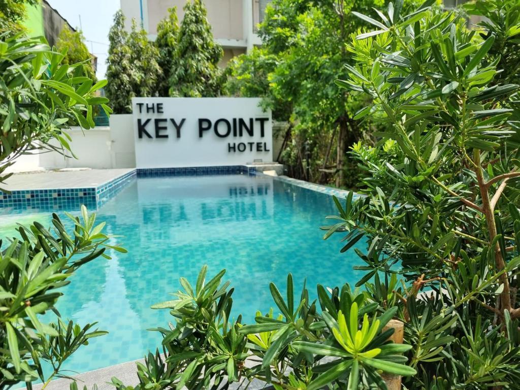 The Key Point Hotel - image 6