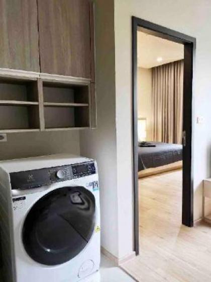 Modern 1-bedroom on Sukhumvit nearby conveniences - image 14