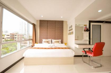 Baan Sabai Rama IV Apartment - image 19