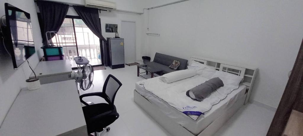 Namchok condo TowerB near BTS/MRT Yeak Lamsali - image 2