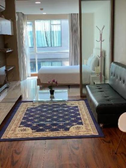 Fully Furnished 1 Bedroom with Kitchen @ Nana - image 2