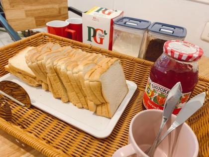 Pillow and bread hostel - image 18