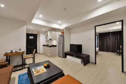 Modern one bedroom 55sqm. - great location - image 11