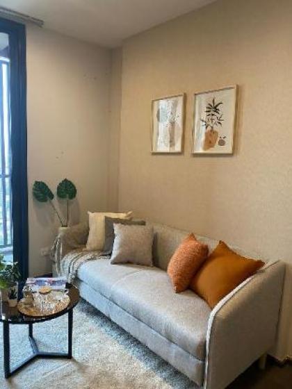 Luxury room in condo with city view & facilities - image 4