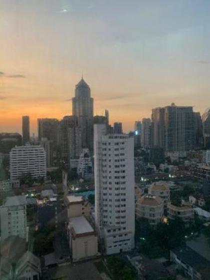 Spacious room 55 sq.m. ¿Central BKK/Nana BTS¿ - image 15