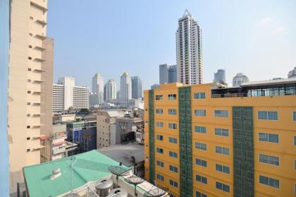 De Lux Bangkok Hotel - image 17