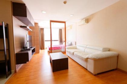 One bedroom 1 bathroom Sukhumvit 16 Asoke. - image 9