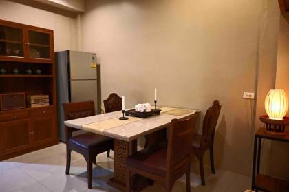 Cozy 3 Bedroom Townhouse 2 min BTS Onnut Sukhumvit - image 8