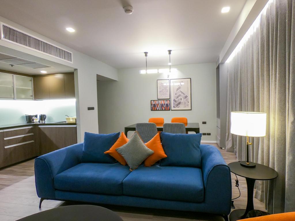 Super Spacious luxury 1 bedroom - 76 sqm Thonglor - image 3